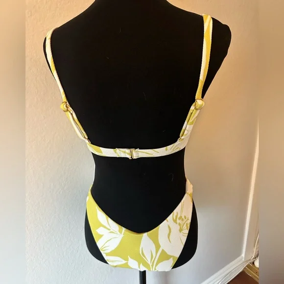 L*space chartreuse 70’s high cut 2 piece